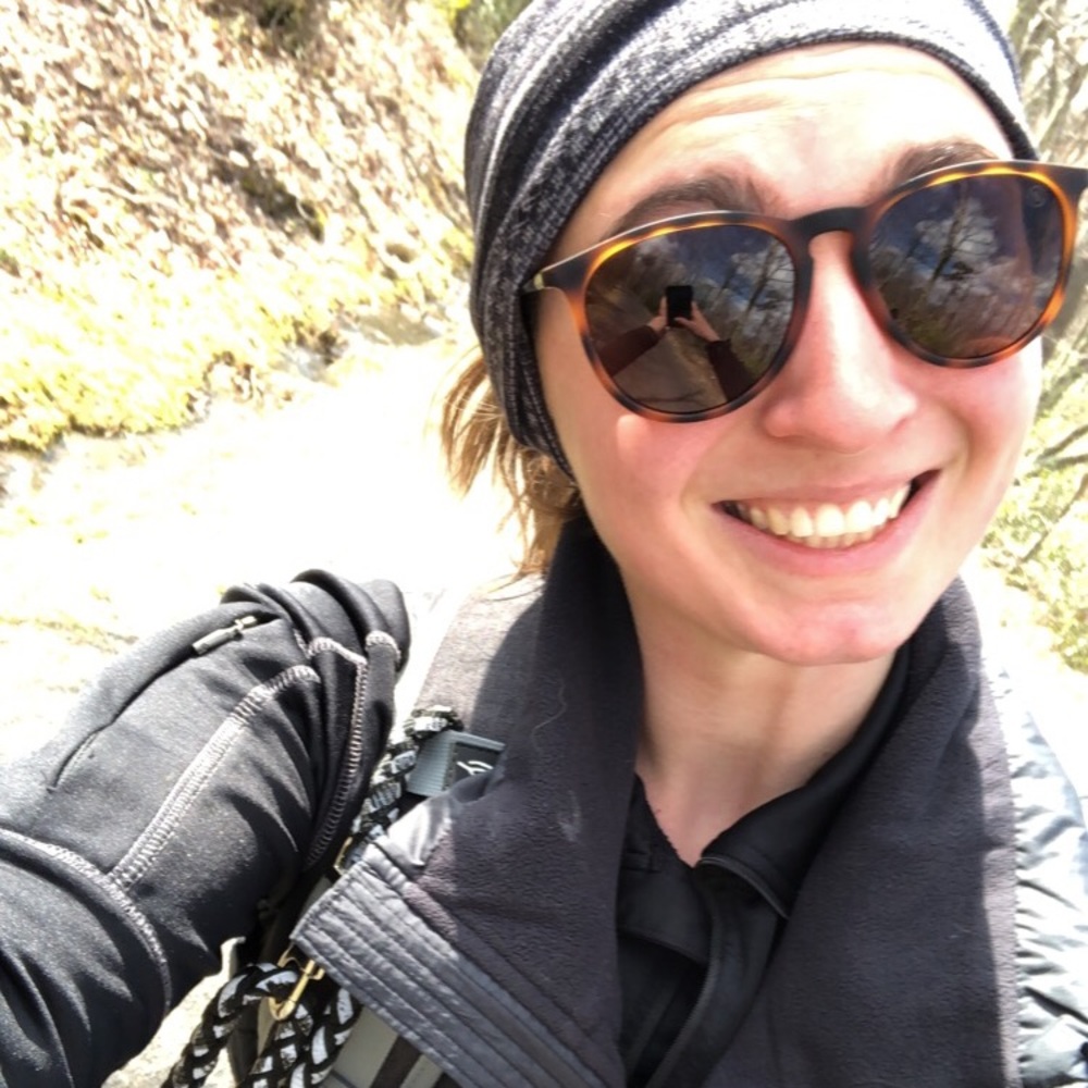 Meet your Posher, Kayla